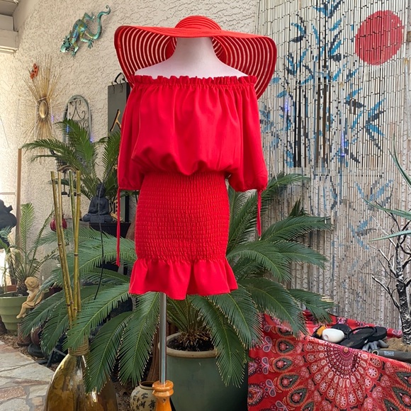 ♦️♦️RED SMOCKED MINI OFF THE SHOULDERS DRESS♦️♦️ - Picture 1 of 3